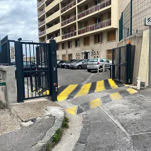 appartement-t4-deux-pas-de-la-gare-st-charles.fr-provencehotel.com/